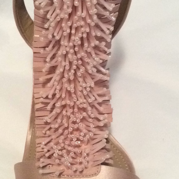 BCBG Light pink fringe heel - Picture 5 of 7